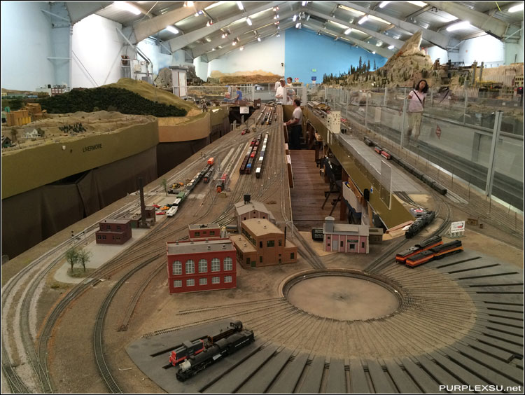 加州铁路模型博物馆：转盘模型
