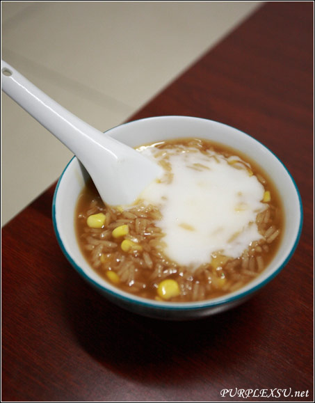 饭后甜品：泰式椰奶糯米粥